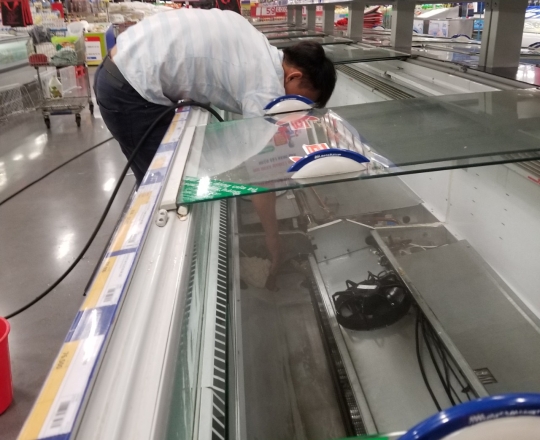 Bảo trì hệ thống dàn lạnh siêu thị Metro